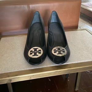 Tory Burch black leather wedge, never been worn